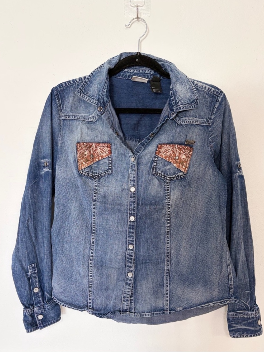 Harley-Davidson Light Blue Denim Button-Down Shirt with Brown Pocket Panels